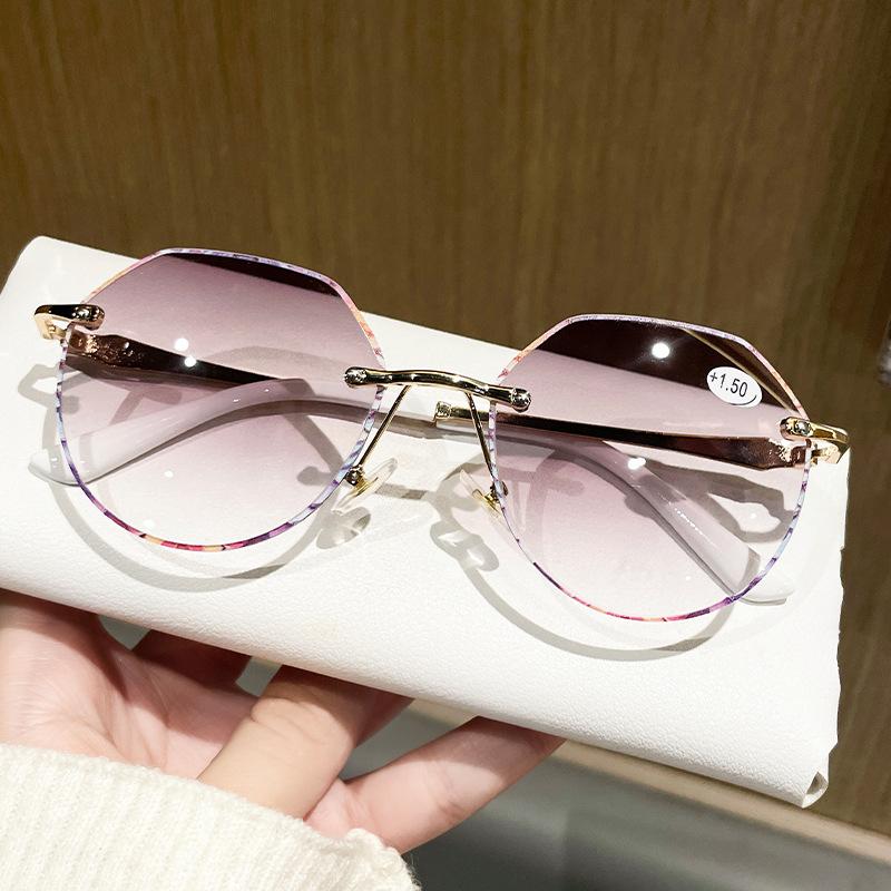 Women Luxury Fashionable Reading Glasses Retro Round Rimless 3D Flora Far Sight Eyeglasses Men Metal Presbyopia Sunglasses