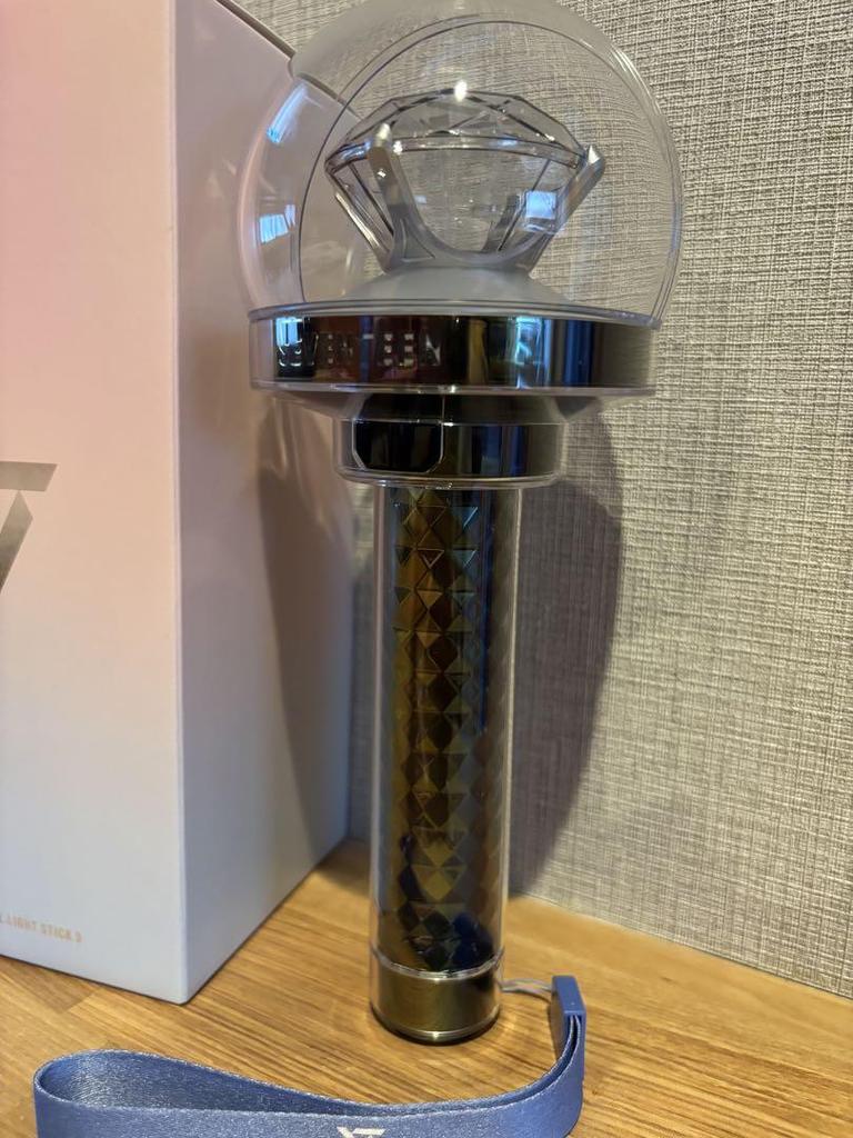 [USED] SEVENTEEN OFFICIAL LIGHT STICK VER.3