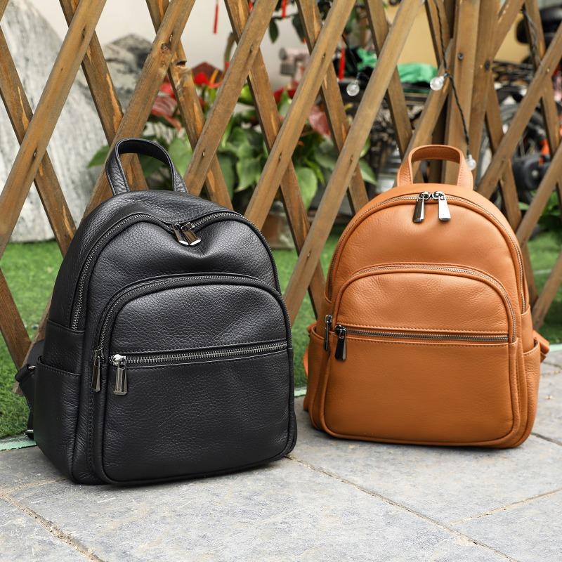 Fashionable Soft Leather Commuter Backpack Large-capacity Travel Bag and Schoolbag