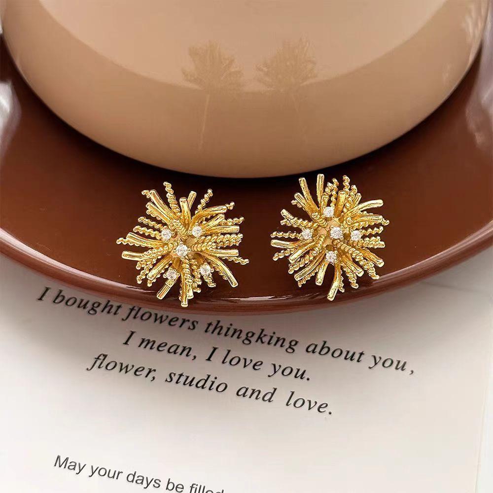 925 Silver Needle Korean Fashion Dandelion Flower Earrings For Women Jewelry Trending New Crystal Flowers Stud Earrings