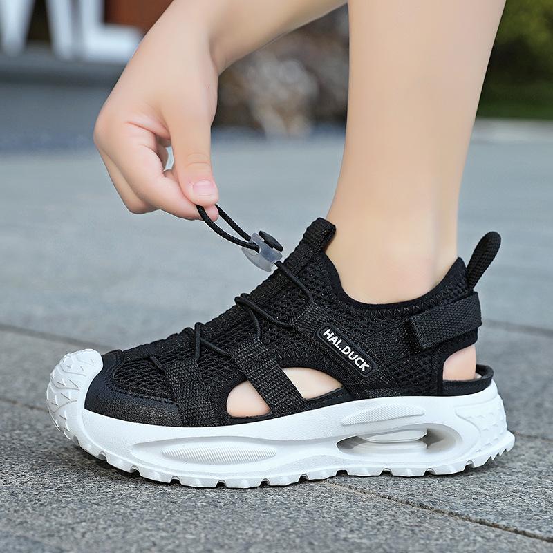 2026 summer new boys sports sandals comfortable and lightweight mesh breathable boys running classmates