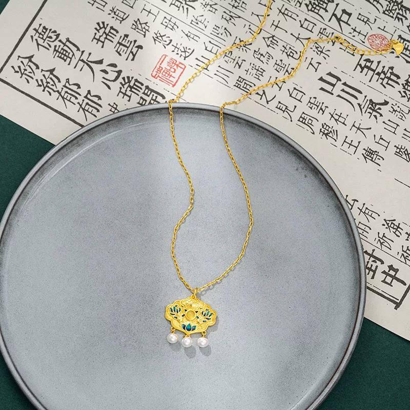 New Chinese Style Enamel Color Koi Safety Lock Pendant Women's Retro High-end Pearl Necklace Birthday Gift