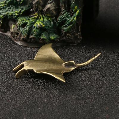 Brass Devil Fish Small Ornament  Manta Ray Animal Tea Pet Home Desk Decorations Copper Figurines Collection