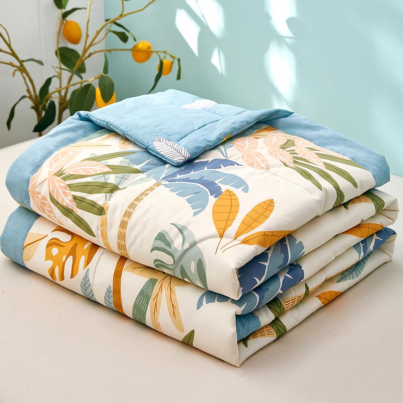 Summer Cool Cotton Quilt: Lightweight, Printed, for Double or Single Bedding