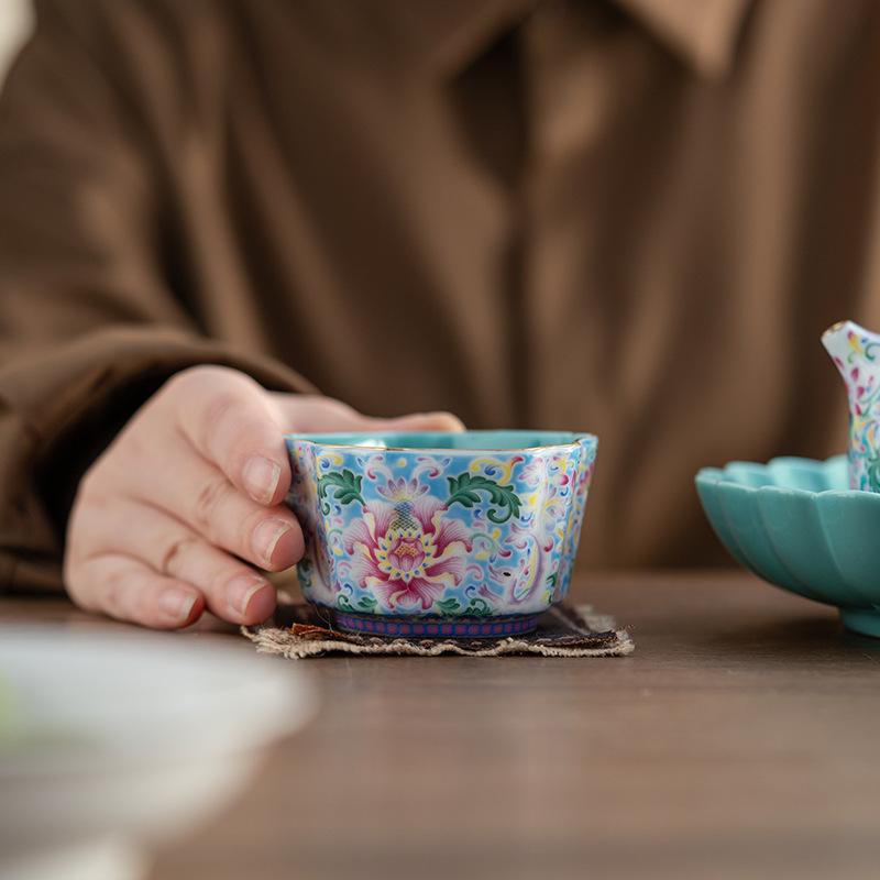 Enamel Color Personal Master Kung Fu Set Ceramic Tasting Tea Cup Gift Box Souvenir