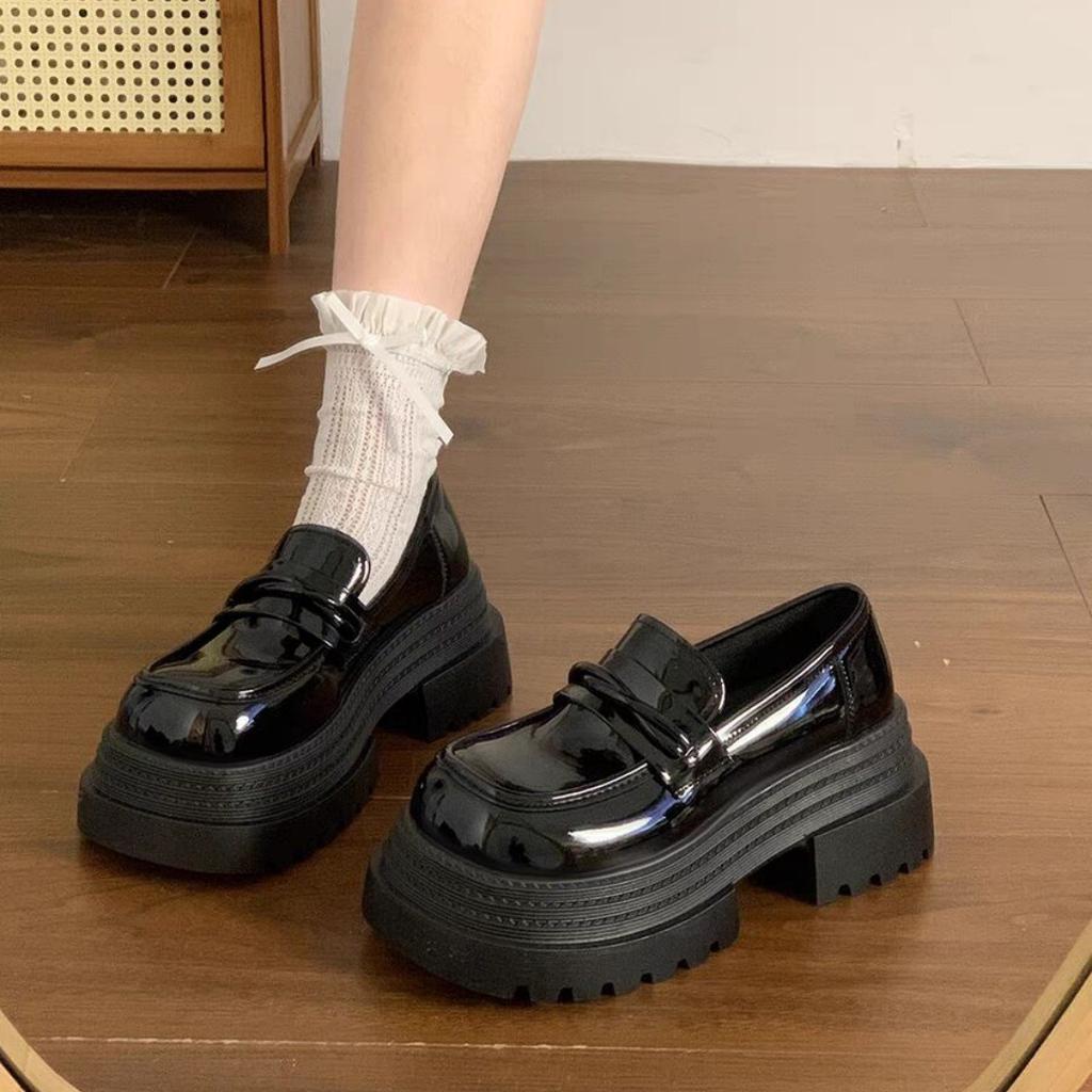 French Black Platform Heightening Loafers Women's 2025 Spring New Versatile One-pedal College Style Small Leather Shoes