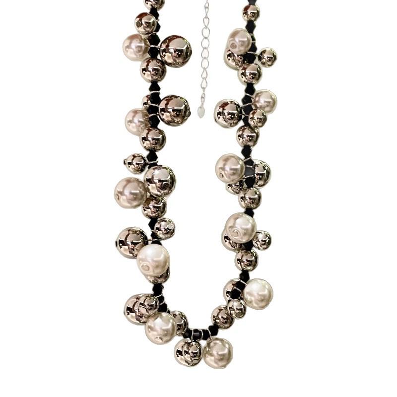 Autumn/Winter 2025 Silver Pearl Patchwork Necklace - Beaded Clavicle Chain Accessory