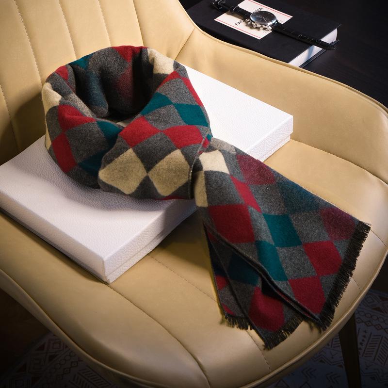 Red wool scarf men's fashion versatile high-end plaid winter dad old man trend scarf