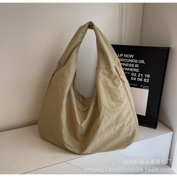 Shoulder Bag Large-capacity Shopping Bag 2025 New Solid Color Simple Travel Bag Literary Youth Student Leisure Cloth Bag