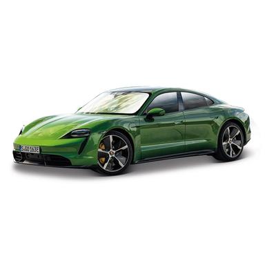 Maisto | Motor sesleri (ışık ve ses efektleri) | Tahsil araba | Porsche Taycan Turbo S | 1:24