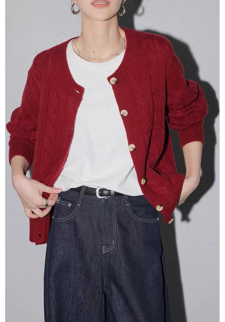 Autumn 2026 Women's Round Neck Cable Knit Cardigan - Long Sleeve, Single-Breasted Sweater.