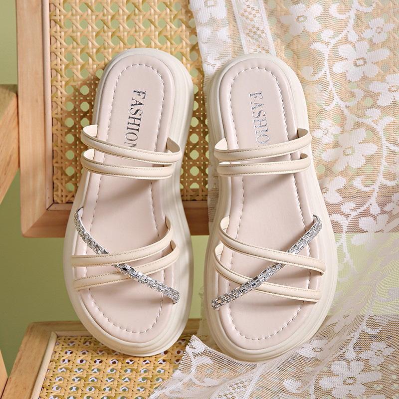 Thick-soled cool slippers, versatile with skirts, two sandals, summer new small one-word drag