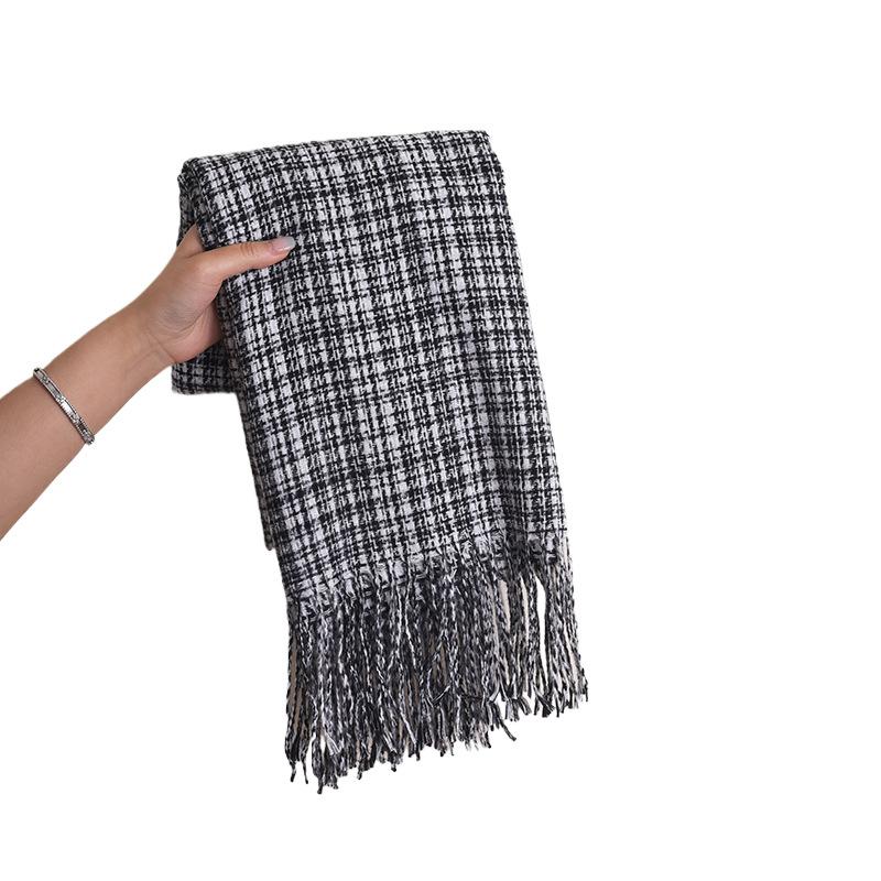 Literary fine-grain plaid warm fringed scarf female sweet retro temperament fashion imitation cashmere fringed shawl male