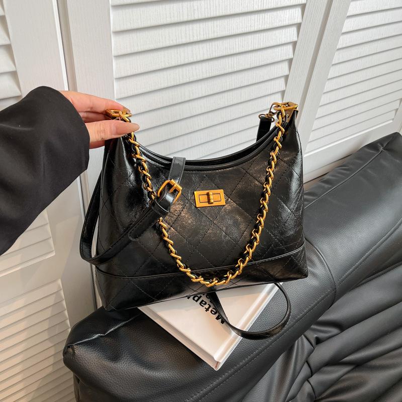 Niche Retro Texture Handbag Bag Women's New High-value Diamond Chain Bag Simple Shoulder Messenger Bag