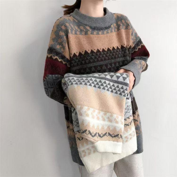 Round Neck Pullover Sweater for Women Autumn and Winter Loose Long Sleeved Knitted Sweater Jacket