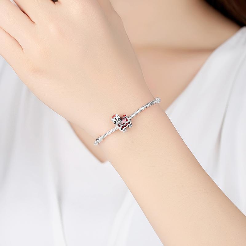 Original Copper Color Charms New Year Gift Lion Fortune Cat Doll Beads Fit Pan Brand Necklaces Bracelets Jewelry For Women