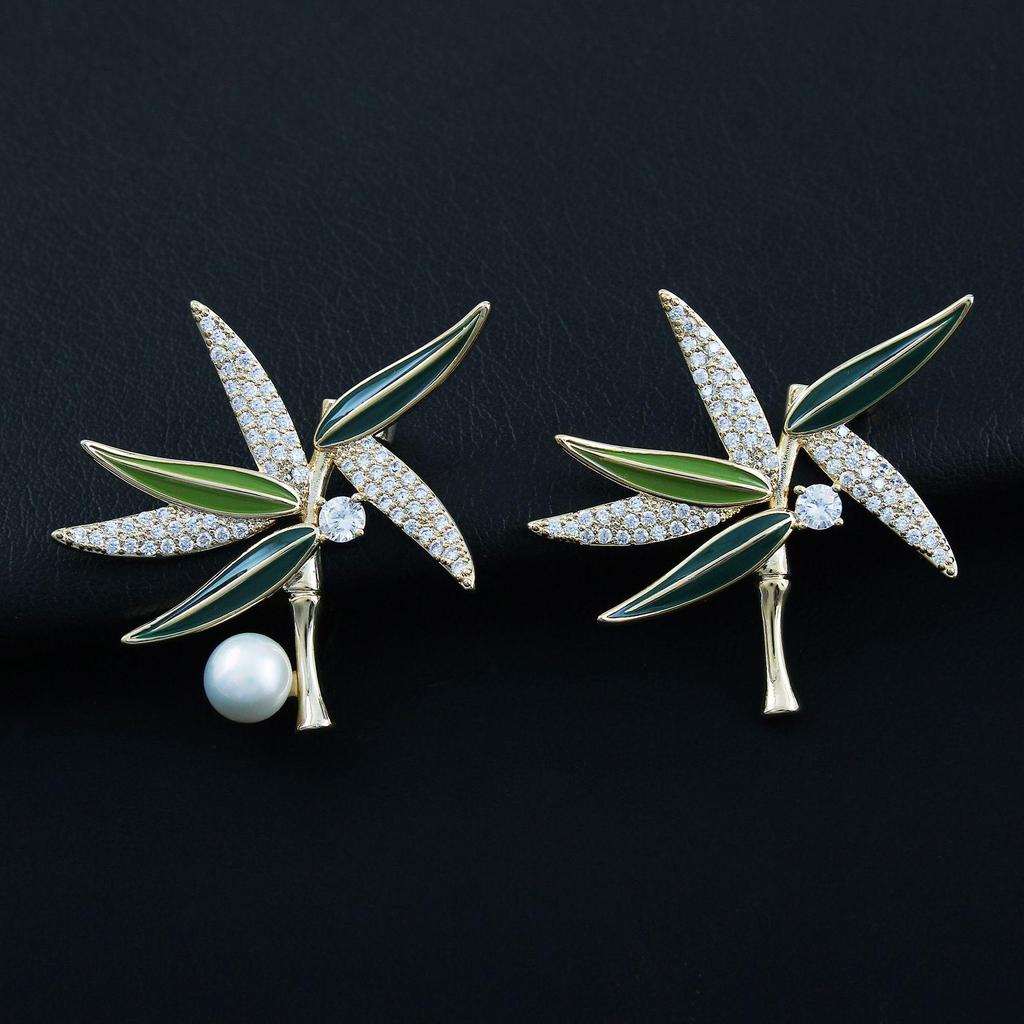 Elegant Chinese Freshwater Pearl & Bamboo Brooch with Zircon Accents - Women's Luxury Suit Accessory