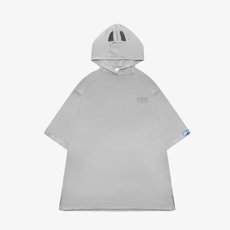 

[JYP JAPAN POPUP STORE 2025] Stray Kids – ПОНЧО Wolf chan