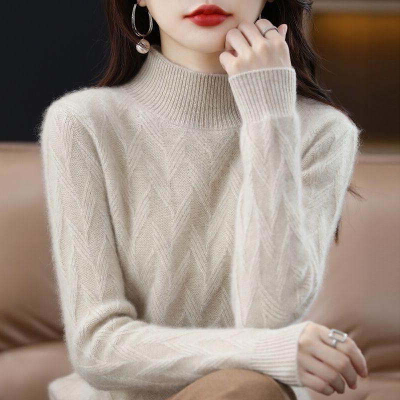 Thick Base Sweater for Autumn and Winter Semi High Neck Loose Sweater for Women