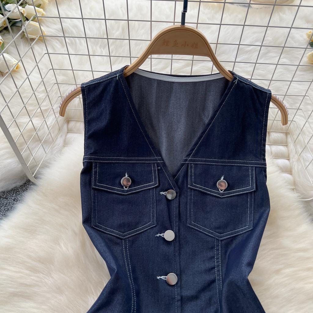 High-end Wear Women's Summer Dress Design V-neck Sleeveless Single-breasted Top Women's Two-piece Casual Wide-leg Trousers