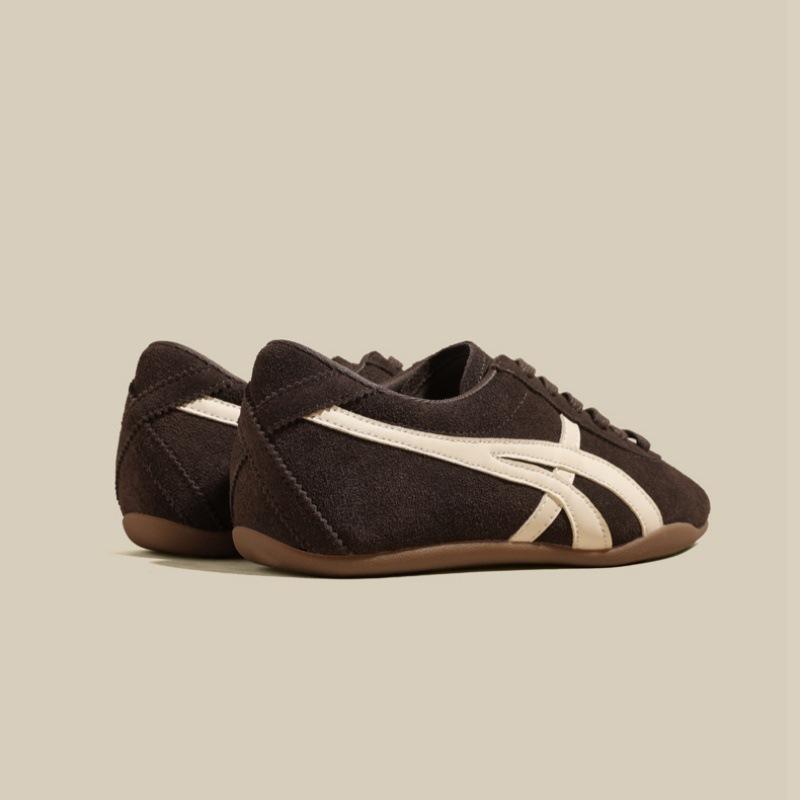 2025 Autumn New Leopard Print German Training Shoes Women's Flat-bottomed Retro Casual Board Shoes Show Feet Small Sports Forrest Gump Dad Shoes