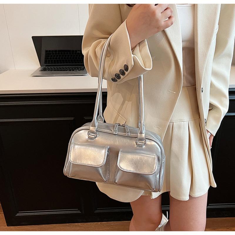 Large capacity underarm bag women's new trendy and versatile hand bag casual commuter shoulder bag