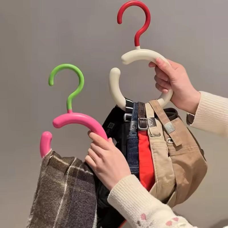 

Hat Storage Clothes Hanger Invisible Luxury Multi-Function Hook Home Use New 2025 Plastic Coat Hanger Nordic Sle Adult Closet