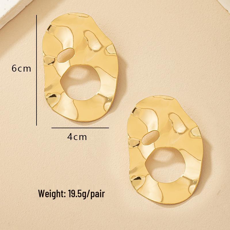 

Серьги-гвоздики в корейском ретро-стиле - Необычный дизайн для женщин