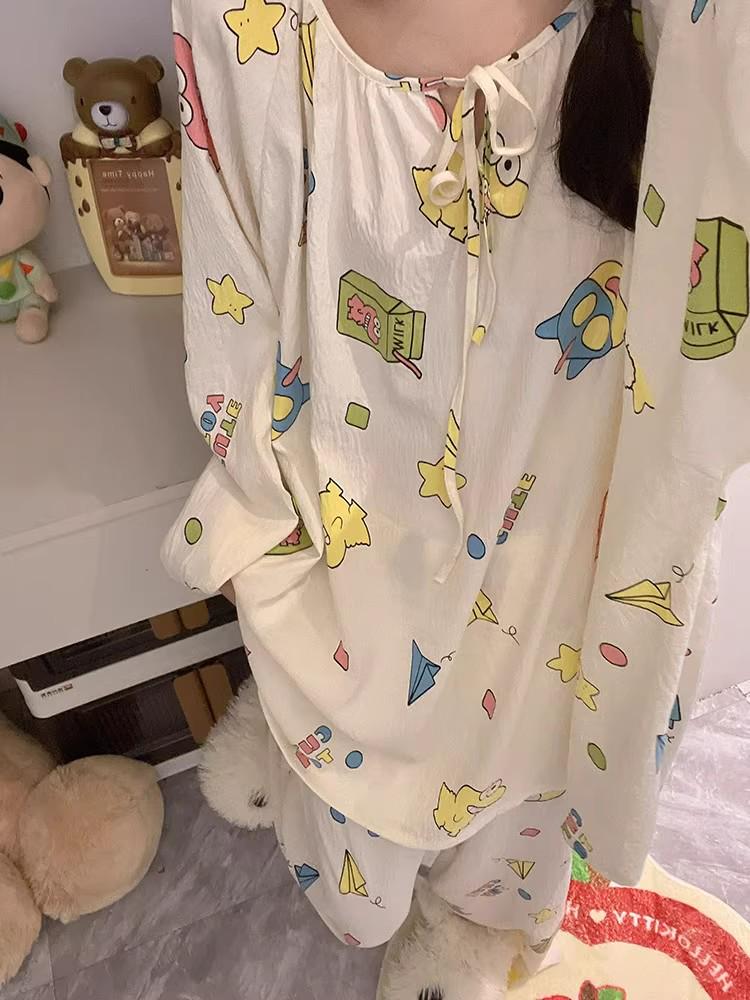 Women's Cloud Cotton Pajama Set: Long Sleeve Round Neck Pullover and Pants for Spring and Autumn.