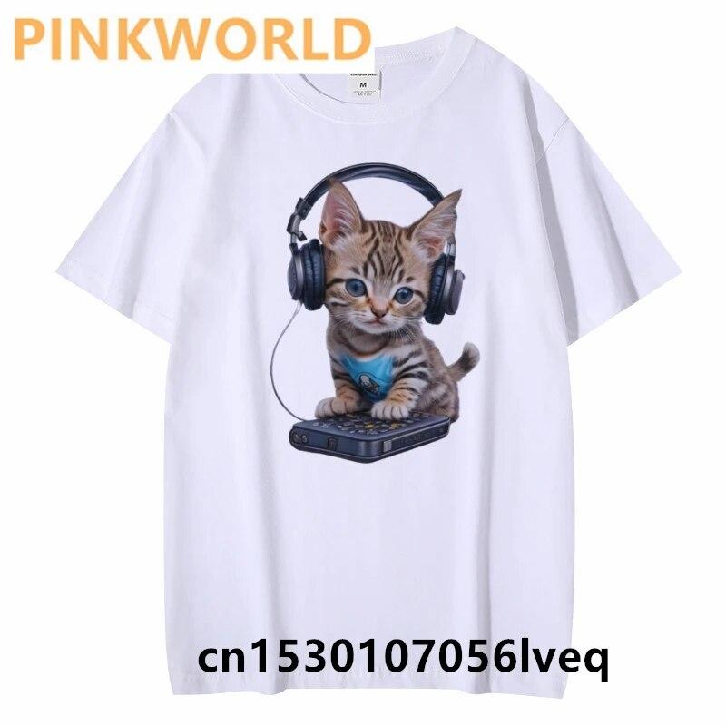 

Женская футболка Kawaii с котенком и наушниками, красная футболка с коротким рукавом и круглым вырезом, женская футболка, топы, одежда Camisetas Mujer 4XL