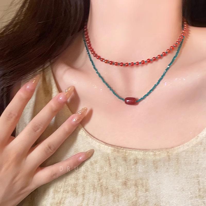 Elegant Stacked Pearl Necklace for Women - High-End Autumn/Winter Accessory with a Stylish Sweater Chain Design