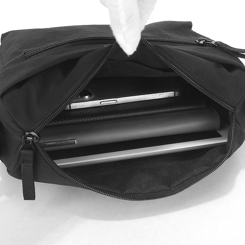 Men's Shoulder Bag Travel Commuter Outdoor Sports Waterproof Messenger Bag Tooling Crossbody Bag