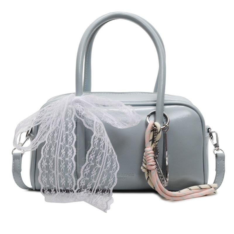 2025 fashion high sense dopamine ins wind hand pillow bag foreign style niche commuter versatile messenger bag women