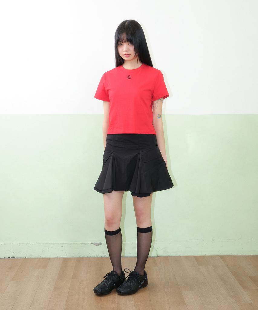 AMES-WORLDWIDE Basic Small Logo Crop Tee Red