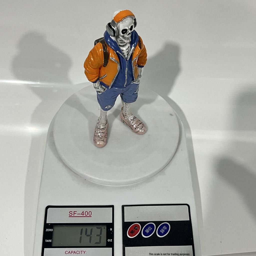 Cross-Border Cool Skeleton Figurines: Halloween Resin Ornaments and Decorations