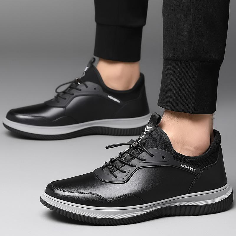 Men's shoes 2025 four seasons new soft-soled soft-faced casual leather shoes men's non-slip sports shoes shoes