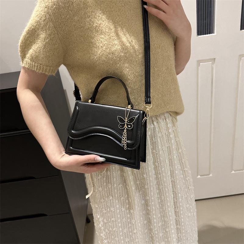 Chic Casual Small Square Bag 2024 Spring New Fashionable Shoulder Bag Trendy Handbag