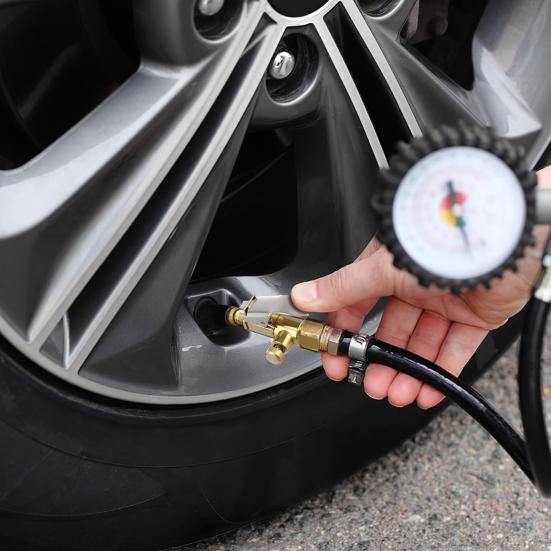 2 Stück Messing Reifenluft-Spannfutter Verriegelbares Pneumatik-Spannfutter mit Silikondichtung Schnellkupplung Reifenventilklemme für Auto-Luftpumpe Tragbarer Auslaufsicherer Adapter