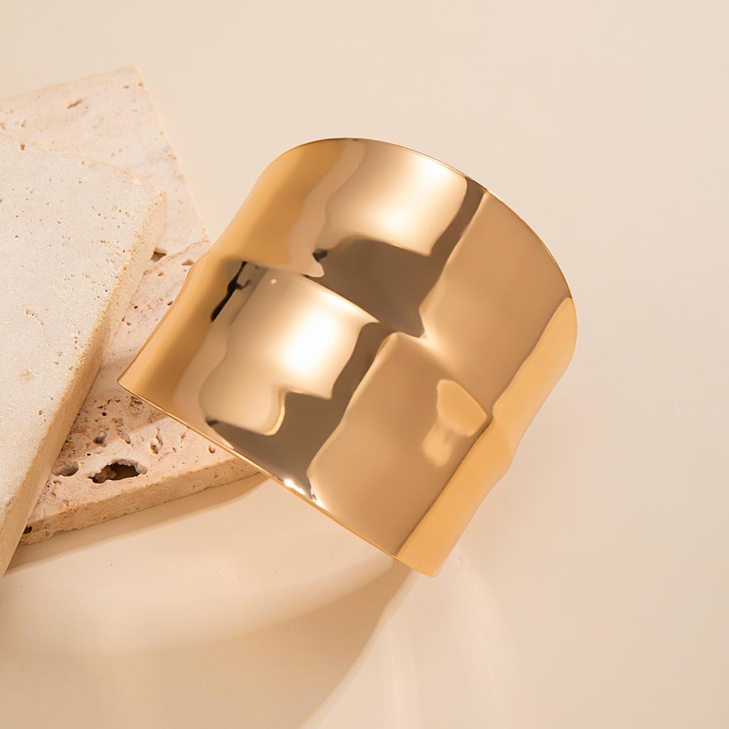 Salircon Gothic Asymmetric Wide Cuff Open Bracelet Punk Aesthetics Adjustable Bracelet Women's Fashion Statement Party Jewelry