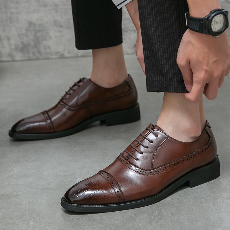 Men Social Casual Shoes outdoor Pointed Thick bottom Loafers Men Driving Moccasins Comfortable Slip-On men Wedding Shoes