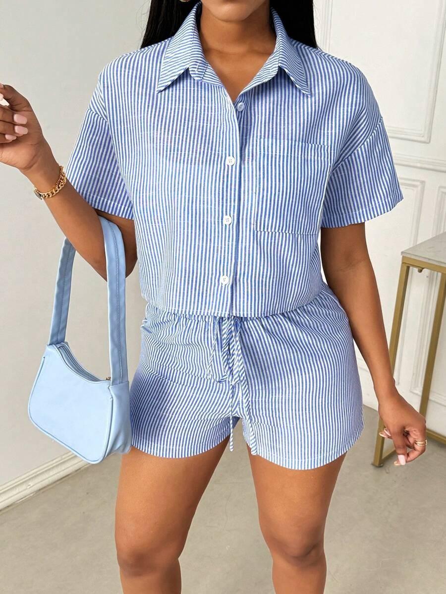 

Женский комплект: сине-белая полосатая футболка с коротким рукавом и шорты на кулиске, повседневный летний наряд S небесно-голубой