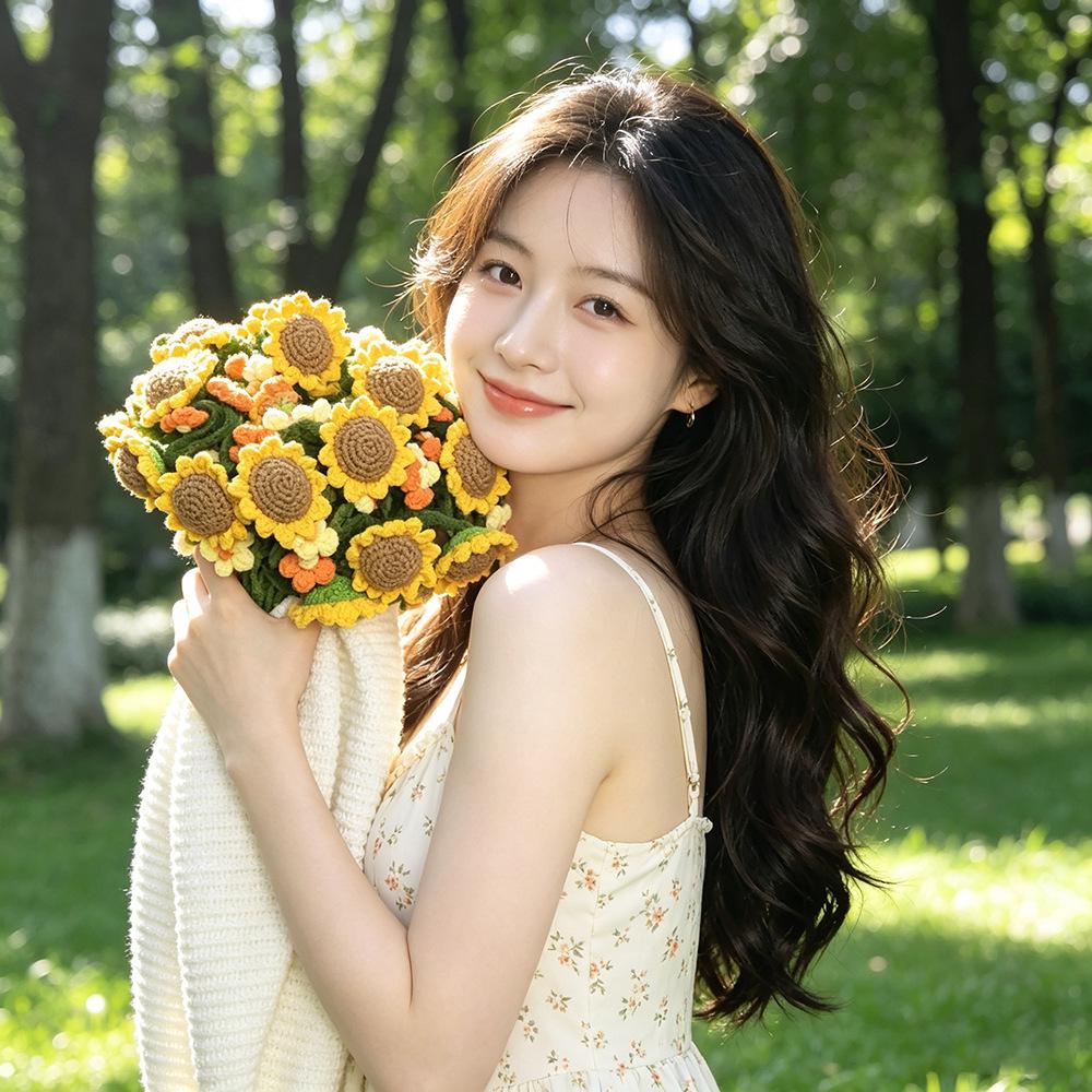 Sunflower Rose Bouquet Blanket - Perfect Mother's Day or Birthday Gift for Mom or Best Friend, Featuring a High-End Feel.