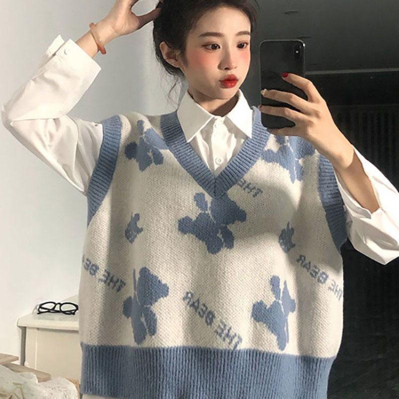 

Жилет с медвежонком в академическом стиле, новинка весны 2023, маленькая свежая милая верхняя одежда с v-образным вырезом, вязаный свитер без рукавов, пуловер для женщин One Size синий