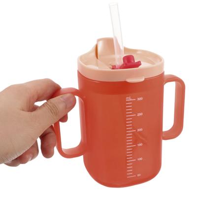 Kubek do pielęgnacji osób starszych 300 ml PP Kubek na wodę z uchwytami Kubki ze słomką Kubek nieprzelewający Kubek do karmienia po zadławieniu Kubek do picia