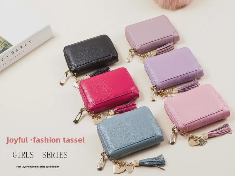 Women's RFID-Blocking Cowhide Card Holder with Zipper and Anti-Demagnetization for Credit Cards and Driver's License