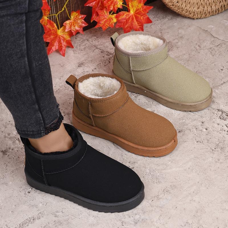 Snow boots women's winter new round head large size velvet cotton shoes student flat heel short cotton boots
