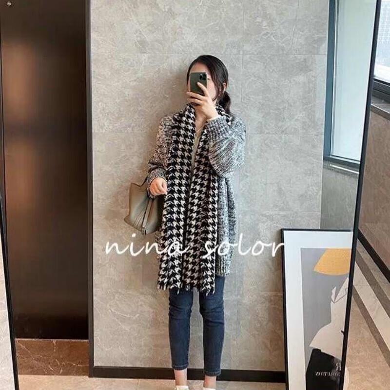 NINA SOLOR Color-block Houndstooth Cashmere Scarf