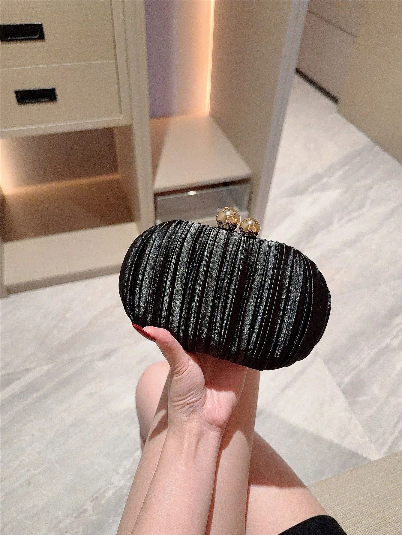 

popular pleated dinner high-end dinner bag party banquet polyester dinner bag dress bag чёрный