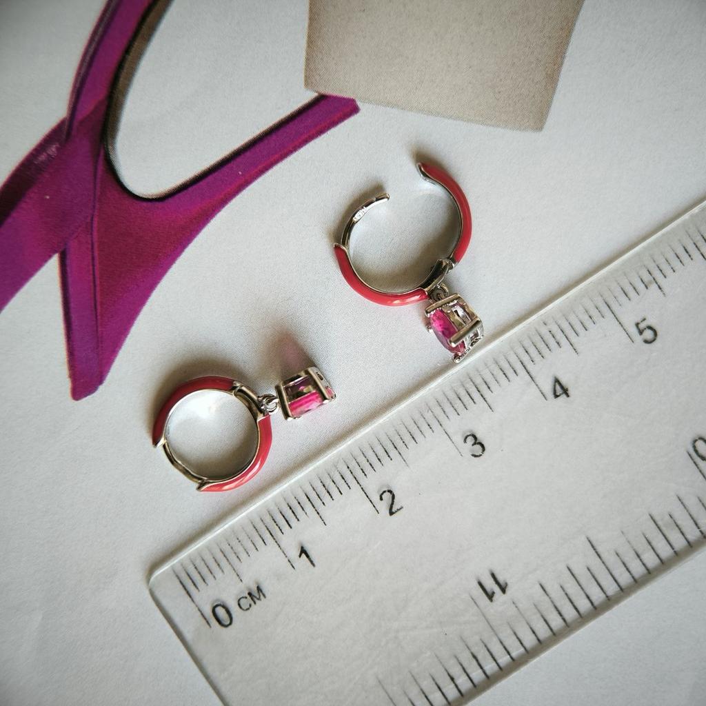 Серебряные серьги с фианитами, емаллю (60002191)