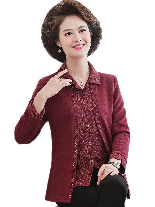 Elegant Two-Piece Knit Top for Middle-Aged and Elderly Women - Stylish Long-Sleeved Spring/Autumn Wear